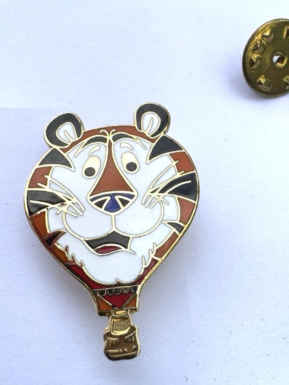 Vintage 1985 Kelloggs Tony The Tiger Face Hot Air Balloon Enamel Pin